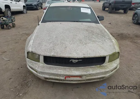 2007 Ford Mustang V6 Deluxe/V6 Premium z USA, uszkodzony, nr VIN 1ZVFT80N475233322